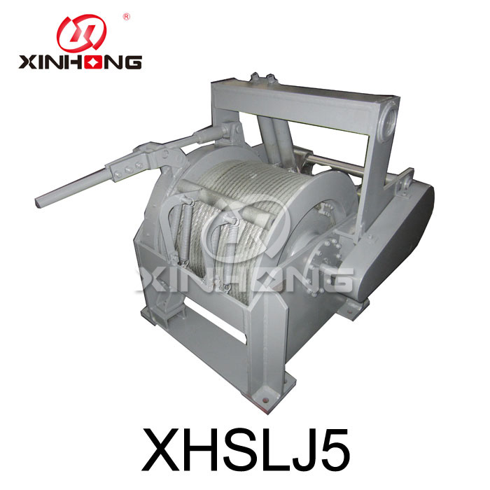 Tời nâng với ly hợp bên trong